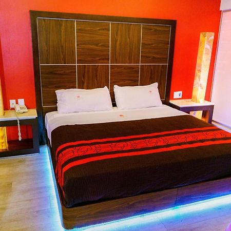 Plutarco Suites Mexico-stad Buitenkant foto